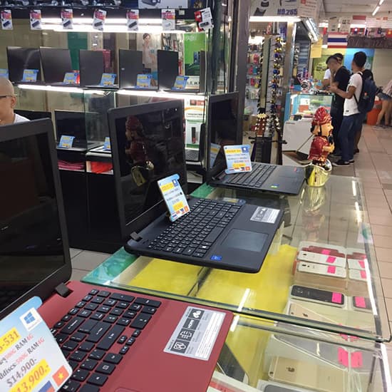 Cửa hàng bán laptop cũ giá rẻ tại Quận 1